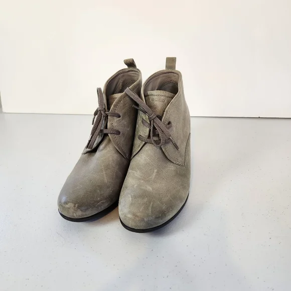 Ecco Women’s Ankle Boots Lace Up Gray Leather Block Heels Shoes Size 38 US 7 7.5 - Picture 4 of 9